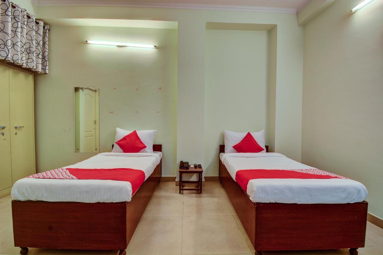 Oyo Hotel Prayag Jaipur Extérieur photo