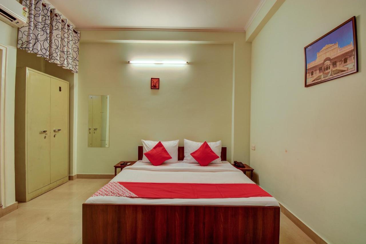 Oyo Hotel Prayag Jaipur Extérieur photo